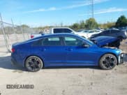 ✅ 2022 Kia K5 GT-Line • VIN: 5XXG64J24NG112584 • Lot: 43430313. Wystawiony na IAAI z przebiegiem 96 646 mil. Bezpłatny archiwum sprzedaży aukcyjnych z USA i szczegółowy raport historii pojazdu na DreamBid. Zdjęcie 13.