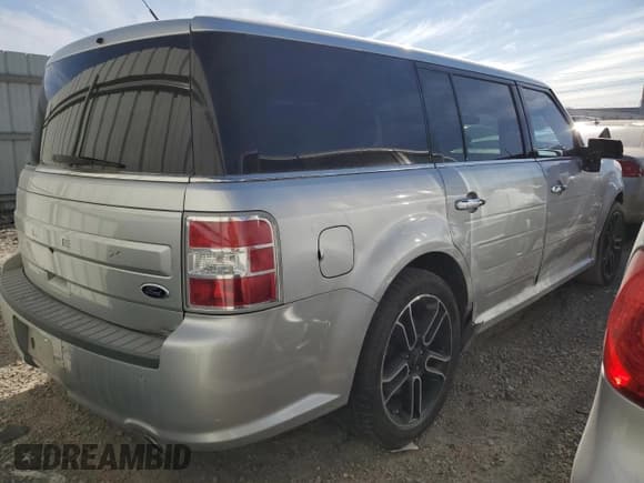 ✅ 2015 Ford Flex SEL • VIN: 2FMGK5C89FBA07863 • Lot: 67666185. Listed on Copart with 174,808 mi. Free auction sales archive from the USA and detailed vehicle history report at DreamBid. Image 3.