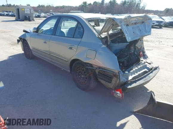 ✅ 2001 Hyundai Elantra GLS • VIN: KMHDN45D41U075912 • Lot: 42061855. Wystawiony na IAAI z przebiegiem 95 708 mil. Bezpłatny archiwum sprzedaży aukcyjnych z USA i szczegółowy raport historii pojazdu na DreamBid. Zdjęcie 3.