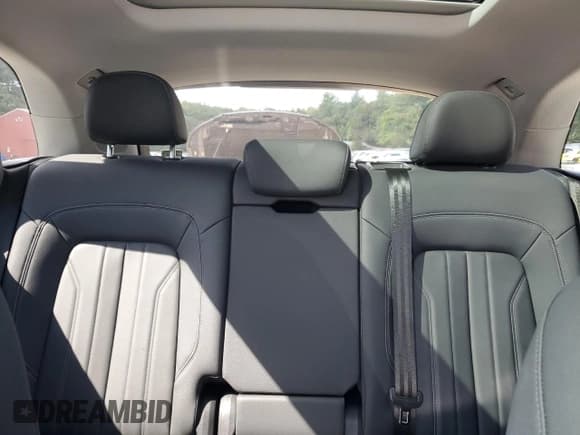 ✅ 2023 Audi Q5 S line Premium Plus • VIN: WA1EAAFY8P2192783 • Лот: 71016925. Опубликован ранее на Copart с пробегом 24 256 миль. Бесплатный доступ к архиву аукционных продаж из США и подробный отчёт об истории автомобиля на DreamBid. Изображение 10.