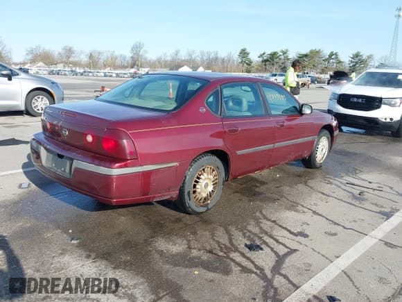 ✅ 2002 Chevrolet Impala • VIN: 2G1WF55K329278215 • Lot: 41893693. Wystawiony na IAAI z przebiegiem 291 100 mil. Bezpłatny archiwum sprzedaży aukcyjnych z USA i szczegółowy raport historii pojazdu na DreamBid. Zdjęcie 4.
