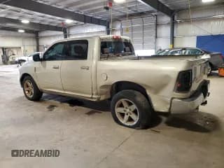 ✅ 2010 Dodge 1500 Sport • VIN: 1D7RV1CT0AS197302 • Lot: 63210685. Wystawiony na Copart z przebiegiem 132 615 mil. Bezpłatny archiwum sprzedaży aukcyjnych z USA i szczegółowy raport historii pojazdu na DreamBid. Zdjęcie 2.