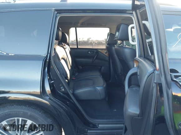 ✅ 2014 Infiniti QX80 • VIN: JN8AZ2NDXE9750451 • Лот: 43541937. Опубликован ранее на IAAI с пробегом 157 379 миль. Бесплатный доступ к архиву аукционных продаж из США и подробный отчёт об истории автомобиля на DreamBid. Изображение 8.