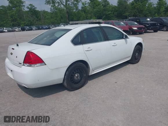 2013 Chevrolet Impala Police с VIN 2G1WD5E35D1166015, выставлен на аукционе IAAI как лот 42171708 с пробегом 169 790 миль миль и . История ставок и продаж доступна на DreamBid. Изображение 4.