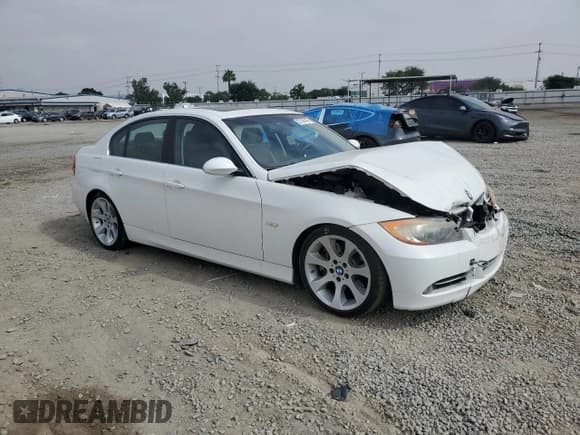 ✅ 2008 BMW 3 Series 335i • VIN: WBAVB77558NH78822 • Lot: 57730145. Listed on Copart with 180,281 mi. Free auction sales archive from the USA and detailed vehicle history report at DreamBid. Image 4.