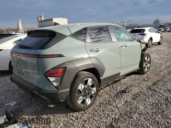 2024 Hyundai Kona SEL with VIN KM8HB3AB6RU043421, listed as a Copart auction lot 83951144 with 13,629 mi miles and Salvage title. Bid and sale history available at DreamBid. Image 3.