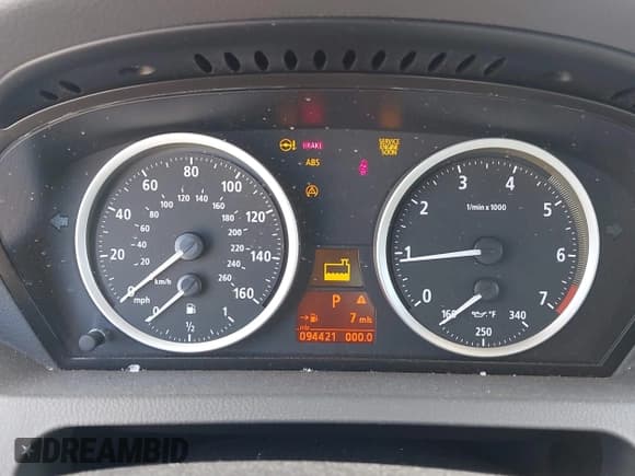 ✅ 2004 BMW 6 Series 645Ci • VIN: WBAEH73484B190000 • Lot: 42991267. Wystawiony na IAAI z przebiegiem 94 421 mil. Bezpłatny archiwum sprzedaży aukcyjnych z USA i szczegółowy raport historii pojazdu na DreamBid. Zdjęcie 7.