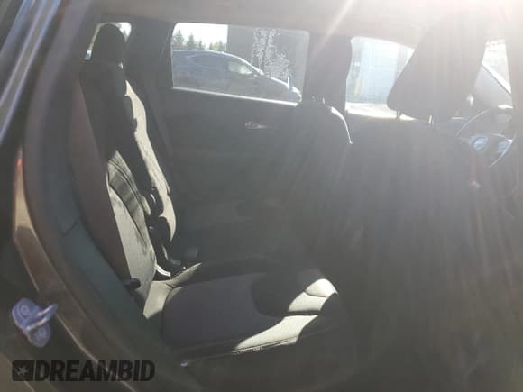 ✅ 2014 Jeep Cherokee Latitude • VIN: 1C4PJLCS2EW322525 • Lot: 82632995. Wystawiony na Copart z przebiegiem 78 900 mil. Bezpłatny archiwum sprzedaży aukcyjnych z USA i szczegółowy raport historii pojazdu na DreamBid. Zdjęcie 11.