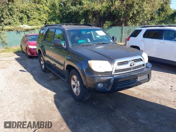 ✅ 2008 Toyota 4Runner SR5 • VIN: JTEBU14R58K009851 • Lot: 43212999. Listed on IAAI with 205,826 mi. Free auction sales archive from the USA and detailed vehicle history report at DreamBid. Image 1.