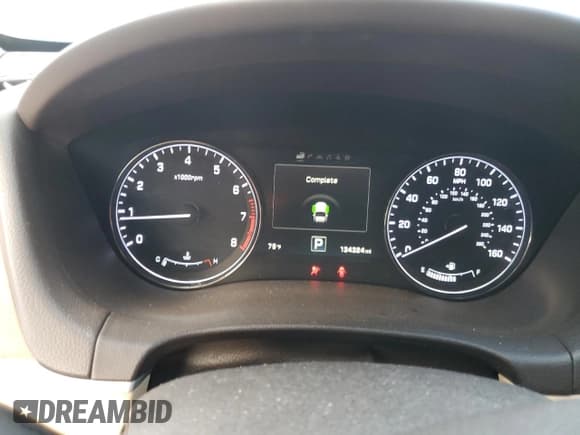 ✅ 2015 Hyundai Genesis 5.0L • VIN: KMHGN4JF5FU068253 • Lot: 80375454. Wystawiony na Copart z przebiegiem 134 324 mil. Bezpłatny archiwum sprzedaży aukcyjnych z USA i szczegółowy raport historii pojazdu na DreamBid. Zdjęcie 9.