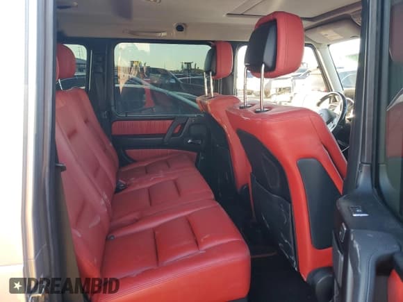 ✅ 2016 Mercedes-Benz G 550 • VIN: WDCYC3KF2GX256701 • Лот: 83559844. Опубликован ранее на Copart с пробегом 19 722 миль. Бесплатный доступ к архиву аукционных продаж из США и подробный отчёт об истории автомобиля на DreamBid. Изображение 11.