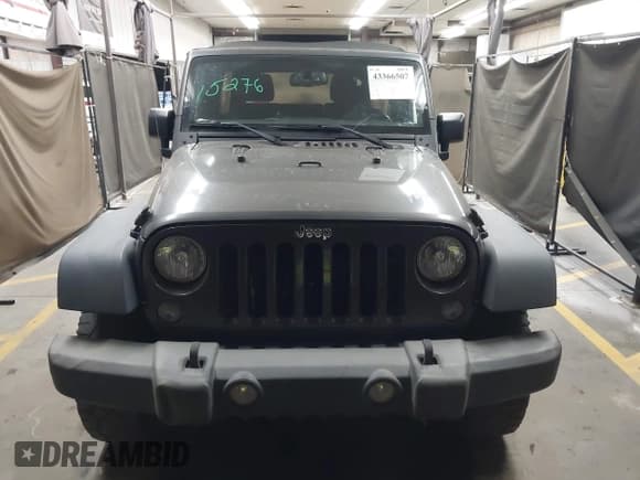 ✅ 2018 Jeep Wrangler Unlimited Sport S • VIN: 1C4HJWDG6JL923321 • Лот: 43366507. Опубликован ранее на IAAI с пробегом 98 192 миль. Бесплатный доступ к архиву аукционных продаж из США и подробный отчёт об истории автомобиля на DreamBid. Изображение 12.