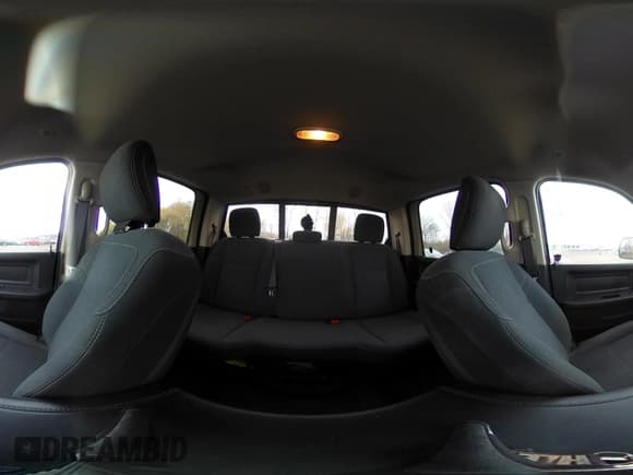 ✅ 2020 Ram 2500 Tradesman • VIN: 3C6UR5CL5LG185891 • Lot: 40776376. Wystawiony na IAAI z przebiegiem 181 139 mil. Bezpłatny archiwum sprzedaży aukcyjnych z USA i szczegółowy raport historii pojazdu na DreamBid. Zdjęcie 19.