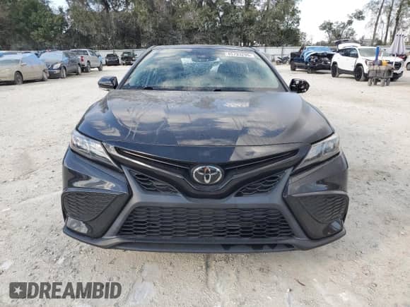 2022 Toyota Camry SE with VIN 4T1S11AK5NU657982, listed as a Copart auction lot 47242495 with 27,128 mi miles and Non repairable. Bid and sale history available at DreamBid. Image 5.