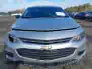 2018 Chevrolet Malibu LS z VIN 1G1ZC5ST8JF194027, wystawiony jako IAAI lot #41209623 z przebiegiem 112 940 mil mil oraz . Historia ofert i sprzedaży dostępna na DreamBid. Obrazek 12.