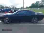 2019 Dodge Challenger SXT с VIN 2C3CDZGG9KH690438, выставлен на аукционе IAAI как лот 42722262 с пробегом 63 244 миль миль и . История ставок и продаж доступна на DreamBid. Изображение 14.