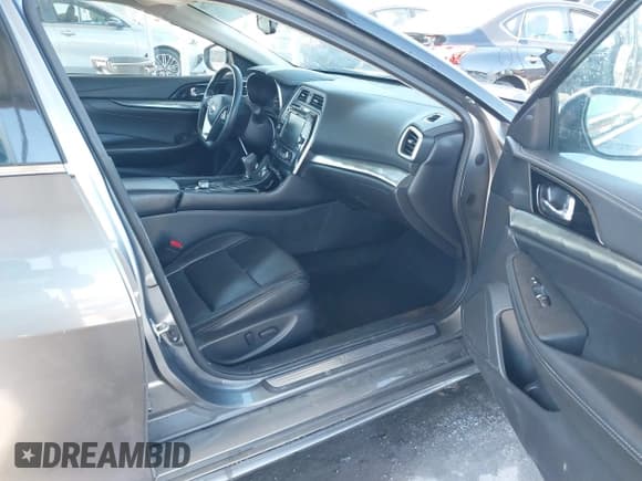 ✅ 2022 Nissan Maxima SV • VIN: 1N4AA6CV8NC503749 • Лот: 41835716. Опубликован ранее на IAAI с пробегом 52 148 миль. Бесплатный доступ к архиву аукционных продаж из США и подробный отчёт об истории автомобиля на DreamBid. Изображение 5.