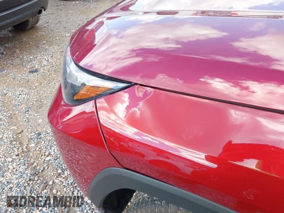 ✅ 2025 Toyota RAV4 XLE Premium • VIN: 2T3C1RFV6SW385130 • Lot: 43547246. Listed on IAAI with 9,477 mi. Free auction sales archive from the USA and detailed vehicle history report at DreamBid. Image 18.