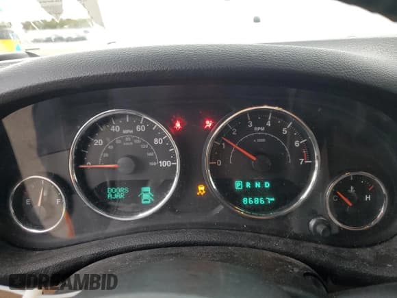 ✅ 2016 Jeep Wrangler Unlimited Sahara • VIN: 1C4HJWEG2GL304531 • Lot: 91180475. Listed on Copart with 86,867 mi. Free auction sales archive from the USA and detailed vehicle history report at DreamBid. Image 9.