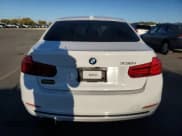 ✅ 2018 BMW 3 Series 330i • VIN: WBA8B9G54JNU98711 • Лот: 87459875. Опубликован ранее на Copart с пробегом 88 955 миль. Бесплатный доступ к архиву аукционных продаж из США и подробный отчёт об истории автомобиля на DreamBid. Изображение 6.