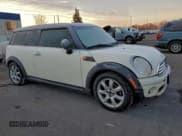 ✅ 2009 MINI Clubman • VIN: WMWML335X9TN69335 • Lot: 93805975. Wystawiony na Copart z przebiegiem 103 427 mil. Bezpłatny archiwum sprzedaży aukcyjnych z USA i szczegółowy raport historii pojazdu na DreamBid. Zdjęcie 4.