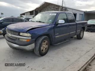 ✅ 2001 Chevrolet Silverado 1500 LS • VIN: 2GCEC19T611147526 • Лот: 76522834. Опубликован ранее на Copart с пробегом 158 858 миль. Бесплатный доступ к архиву аукционных продаж из США и подробный отчёт об истории автомобиля на DreamBid. Изображение 1.