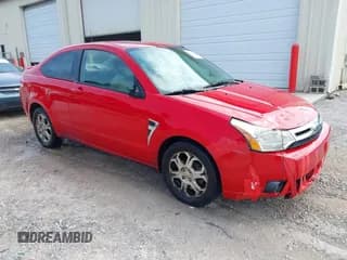 ✅ 2008 Ford Focus SE • VIN: 1FAHP33NX8W265255 • Lot: 42889501. Wystawiony na IAAI z przebiegiem 229 511 mil. Bezpłatny archiwum sprzedaży aukcyjnych z USA i szczegółowy raport historii pojazdu na DreamBid. Zdjęcie 1.