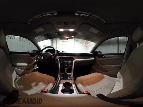 ✅ 2020 Volkswagen Passat SE • VIN: 1VWWA7A32LC012515 • Lot: 42448468. Listed on IAAI with 138,300 mi. Free auction sales archive from the USA and detailed vehicle history report at DreamBid. Image 18.