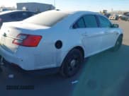 ✅ 2013 Ford Police Interceptor • VIN: 1FAHP2M89DG132381 • Lot: 41390079. Wystawiony na IAAI z przebiegiem 191 827 mil. Bezpłatny archiwum sprzedaży aukcyjnych z USA i szczegółowy raport historii pojazdu na DreamBid. Zdjęcie 4.