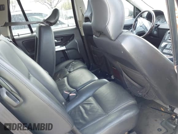 ✅ 2003 Volvo XC90 Twin • VIN: YV1CZ91H231007102 • Лот: 41637549. Опубликован ранее на IAAI с пробегом 129 678 миль. Бесплатный доступ к архиву аукционных продаж из США и подробный отчёт об истории автомобиля на DreamBid. Изображение 8.