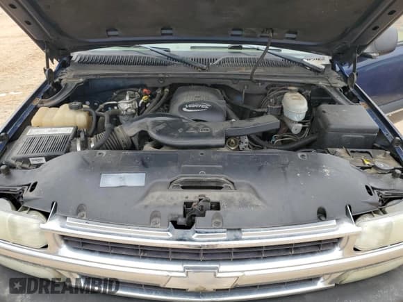 ✅ 2003 Chevrolet Suburban LT • VIN: 1GNEC16Z43J177603 • Лот: 41775695. Опубликован ранее на Copart с пробегом 253 167 миль. Бесплатный доступ к архиву аукционных продаж из США и подробный отчёт об истории автомобиля на DreamBid. Изображение 12.