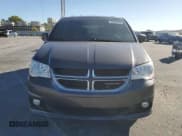 ✅ 2018 Dodge Grand Caravan SXT • VIN: 2C4RDGCG5JR215698 • Лот: 92485495. Опубликован ранее на Copart с пробегом 160 516 миль. Бесплатный доступ к архиву аукционных продаж из США и подробный отчёт об истории автомобиля на DreamBid. Изображение 5.