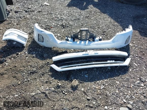 ✅ 2017 Chevrolet Silverado 1500 LT • VIN: 3GCUKREC9HG309038 • Lot: 43511015. Listed on IAAI with 55,170 mi. Free auction sales archive from the USA and detailed vehicle history report at DreamBid. Image 12.