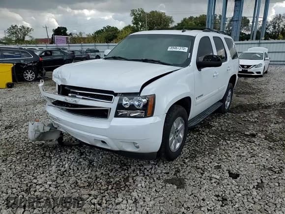 ✅ 2008 Chevrolet Tahoe LTZ • VIN: 1GNFK13068J139326 • Lot: 89467315. Wystawiony na Copart z przebiegiem 130 719 mil. Bezpłatny archiwum sprzedaży aukcyjnych z USA i szczegółowy raport historii pojazdu na DreamBid. Zdjęcie 14.