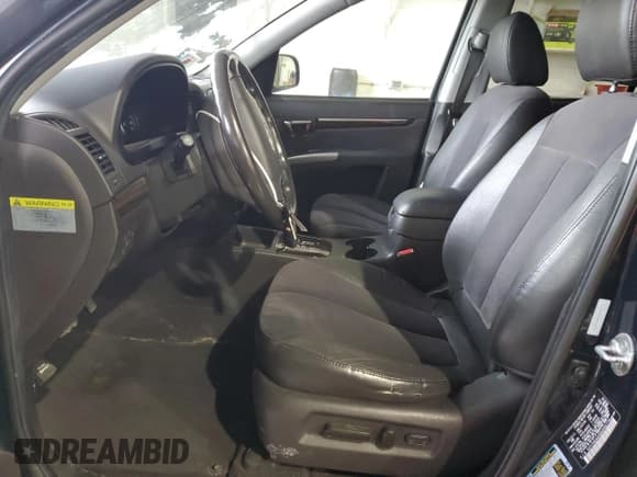 ✅ 2011 Hyundai Santa Fe Limited • VIN: 5XYZHDAGXBG046774 • Lot: 45156555. Listed on Copart with 119,975 mi. Free auction sales archive from the USA and detailed vehicle history report at DreamBid. Image 7.