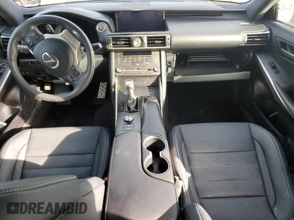 ✅ 2020 Lexus IS 300 F Sport • VIN: JTHG81F27L5042709 • Лот: 70401635. Опубликован ранее на Copart с пробегом Не указан. Бесплатный доступ к архиву аукционных продаж из США и подробный отчёт об истории автомобиля на DreamBid. Изображение 8.