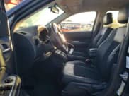 ✅ 2014 Jeep Compass Latitude • VIN: 1C4NJCEB6ED659960 • Лот: 90302005. Опубликован ранее на Copart с пробегом 111 286 миль. Бесплатный доступ к архиву аукционных продаж из США и подробный отчёт об истории автомобиля на DreamBid. Изображение 7.