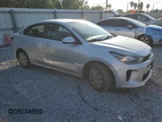 ✅ 2018 Kia Rio S • VIN: 3KPA24AB7JE100157 • Лот: 93726885. Опубликован ранее на Copart с пробегом 69 484 миль. Бесплатный доступ к архиву аукционных продаж из США и подробный отчёт об истории автомобиля на DreamBid. Изображение 4.