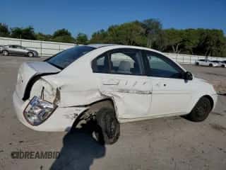 2006 Hyundai Accent GLS z VIN KMHCN46C36U009585, wystawiony jako Copart lot #74067284 z przebiegiem 140 696 mil mil oraz Nie do naprawy • Non repairable. Historia ofert i sprzedaży dostępna na DreamBid. Obrazek 3.