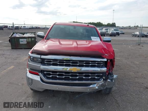 ✅ 2018 Chevrolet Silverado 1500 LTZ • VIN: 3GCUKSEC9JG328282 • Lot: 43266149. Wystawiony na IAAI z przebiegiem 188 401 mil. Bezpłatny archiwum sprzedaży aukcyjnych z USA i szczegółowy raport historii pojazdu na DreamBid. Zdjęcie 6.