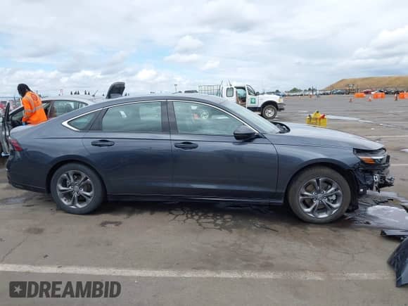 2023 Honda Accord EX-L с VIN 1HGCY2F64PA052055, выставлен на аукционе IAAI как лот 42249202 с пробегом 41 081 миль миль и . История ставок и продаж доступна на DreamBid. Изображение 14.