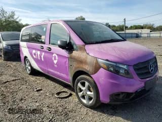 ✅ 2018 Mercedes-Benz Metris Passenger • VIN: WD4PG2EE2J3365778 • Lot: 84919635. Wystawiony na Copart z przebiegiem 134 276 mil. Bezpłatny archiwum sprzedaży aukcyjnych z USA i szczegółowy raport historii pojazdu na DreamBid. Zdjęcie 4.
