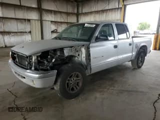 ✅ 2002 Dodge Dakota SLT • VIN: 1B7HL48N42S519724 • Lot: 55533895. Wystawiony na Copart z przebiegiem 313 644 mil. Bezpłatny archiwum sprzedaży aukcyjnych z USA i szczegółowy raport historii pojazdu na DreamBid. Zdjęcie 1.