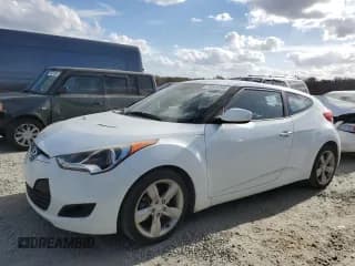 ✅ 2013 Hyundai Veloster w/Black Int • VIN: KMHTC6AD8DU095216 • Lot: 78949264. Wystawiony na Copart z przebiegiem 84 948 mil. Bezpłatny archiwum sprzedaży aukcyjnych z USA i szczegółowy raport historii pojazdu na DreamBid. Zdjęcie 1.