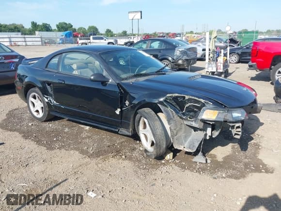 ✅ 1999 Ford Mustang GT • VIN: 1FAFP42X6XF126447 • Lot: 42585158. Listed on IAAI with 205,469 mi. Free auction sales archive from the USA and detailed vehicle history report at DreamBid. Image 1.