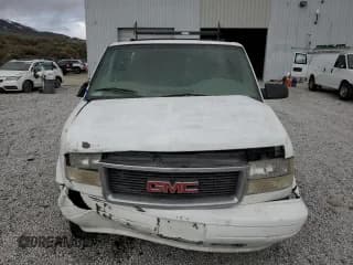 ✅ 1998 GMC Safari Cargo • VIN: 1GTDL19W3WB530949 • Лот: 51709525. Опубликован ранее на Copart с пробегом Не указан. Бесплатный доступ к архиву аукционных продаж из США и подробный отчёт об истории автомобиля на DreamBid. Изображение 5.
