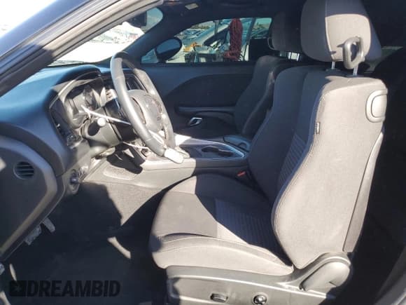 ✅ 2019 Dodge Challenger GT • VIN: 2C3CDZJGXKH634680 • Lot: 86321045. Listed on Copart with 113,131 mi. Free auction sales archive from the USA and detailed vehicle history report at DreamBid. Image 7.