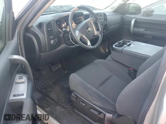 ✅ 2009 Chevrolet Silverado 1500 • VIN: 1GCEK24069Z238661 • Лот: 64852845. Опубликован ранее на Copart с пробегом 18 936 миль. Бесплатный доступ к архиву аукционных продаж из США и подробный отчёт об истории автомобиля на DreamBid. Изображение 8.