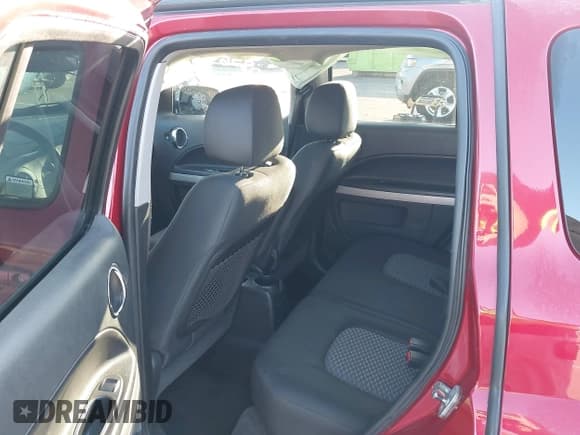 ✅ 2011 Chevrolet HHR 1LT • VIN: 3GNBABFW7BS501516 • Lot: 41922836. Listed on IAAI with 139,134 mi. Free auction sales archive from the USA and detailed vehicle history report at DreamBid. Image 8.