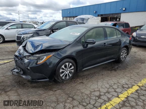 ✅ 2022 Toyota Corolla Hybrid LE • VIN: JTDEAMDE7NJ059113 • Лот: 89562215. Опубликован ранее на Copart с пробегом 108 890 миль. Бесплатный доступ к архиву аукционных продаж из США и подробный отчёт об истории автомобиля на DreamBid. Изображение 1.